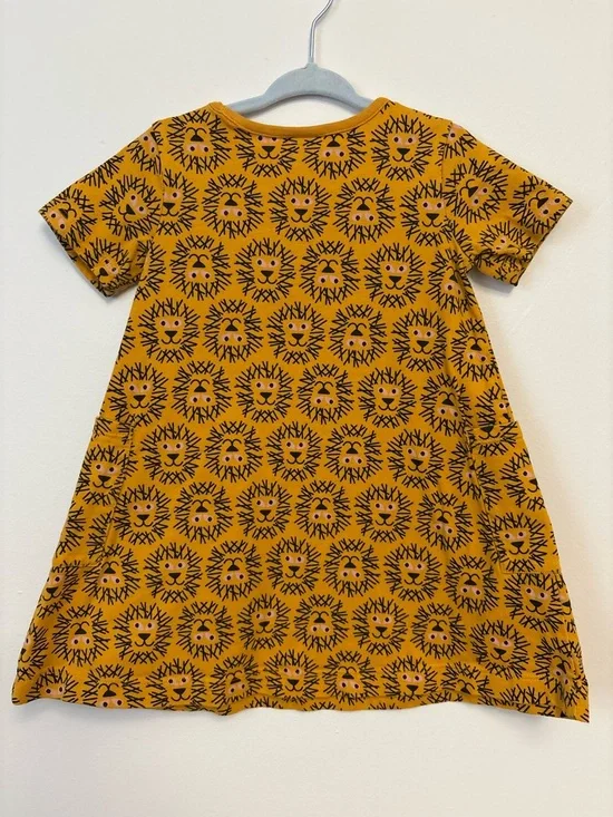 Hanna Andersson Mustard Yellow Lion Print Short Sleeve Dress - Picture 2 of 4